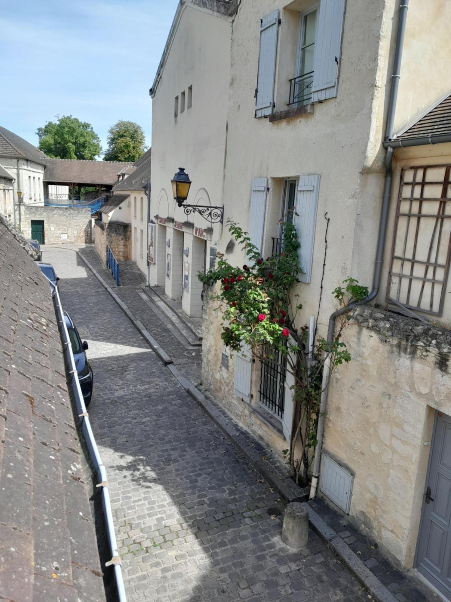 Gite La Folie De Seraphine Senlis  Bagian luar foto
